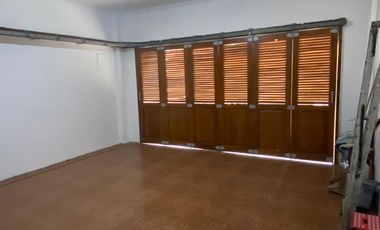 Disewakan rumah siap huni atau kantor  cipete jakarta selatan