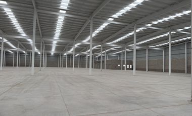 Nave Industrial cerca del Aeropuerto