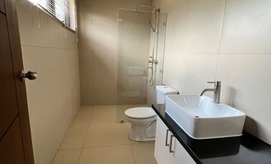 For Sale 2 Storey House & Lot 5BR in Sun Valley Estates Inarawan Antipolo Rizal. KSA