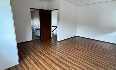 For Sale 2 Storey House & Lot 5BR in Sun Valley Estates Inarawan Antipolo Rizal. KSA