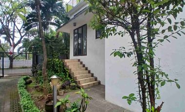 Disewakan rumah view lap.golf di Green Golf residence pangkalan jati