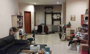 Dijual rumah di Dadali luas 300m² homey dan nyaman 2 lantai