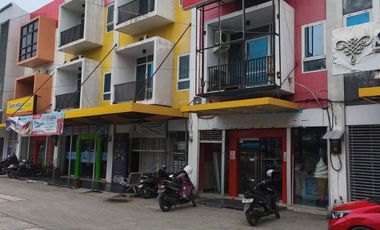 Ruko 3 Lantai Depan Lapangan Vatulemo Kantor Walikota Palu