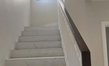 Rumah 2 Lt Modern Siap Huni di Cluster Summarecon Crowen Gading