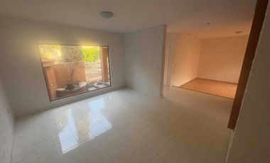 Casa En, renta Bugambilias Zapopan