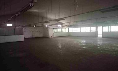 Taman Tekno BSD Gudang 3 Lantai dilengkapi dengan Lift Barang kapasitas 2 Ton