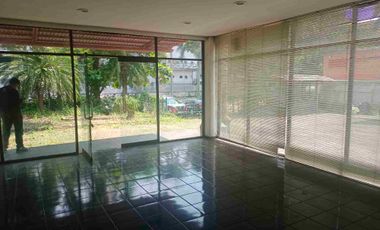 Taman Tekno BSD Gudang 3 Lantai dilengkapi dengan Lift Barang kapasitas 2 Ton