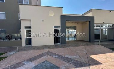 Cañadas del Lago. RENTA - Departamento con amenidades y 3 recámaras