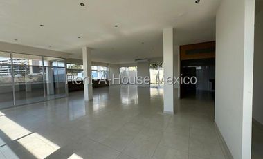 Cañadas del Lago. RENTA - Departamento con amenidades y 3 recámaras