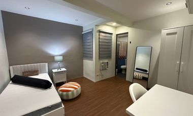 Merville Paranaque Park-Facing Townhouse For Sale