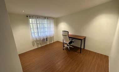 Merville Paranaque Park-Facing Townhouse For Sale