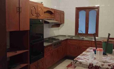 Escandon, bonita casa remodelada en predio grande con 2 casas más.