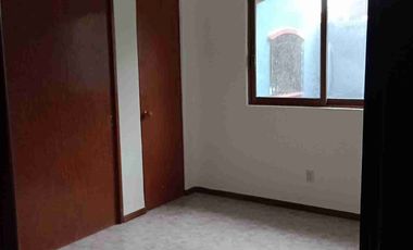 Escandon, bonita casa remodelada en predio grande con 2 casas más.