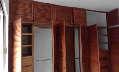 Escandon, bonita casa remodelada en predio grande con 2 casas más.