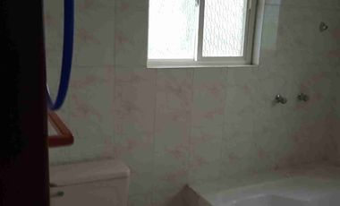 Escandon, bonita casa remodelada en predio grande con 2 casas más.