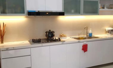 Dijual Rumah Bagus Keren Furnish siap Huni Bersih dan Terawat Lokasi di Pusat Kota Kembar Mas Bandung