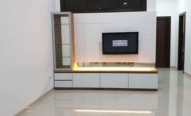 Dijual Rumah Bagus Keren Furnish siap Huni Bersih dan Terawat Lokasi di Pusat Kota Kembar Mas Bandung