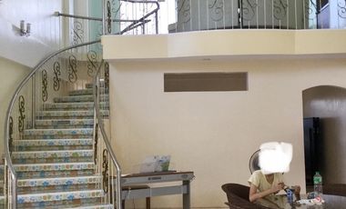 Lot:800 sqm. 2 Storey house. (Reinforced concrete)