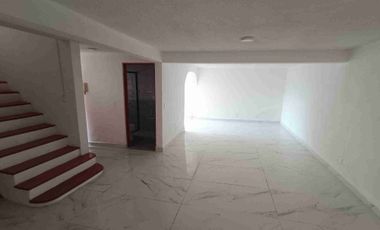 Venta de casa en la colonia Bosques de Aragón