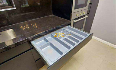 Parkplace Village 5-Bedroom House for Rent with 1 Parking Slot in Imus, Cavite