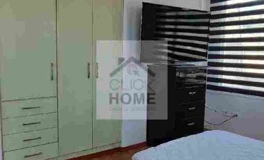 Arriendo departamento de 3 habitaciones en urbanización amoblado disponible en marzo