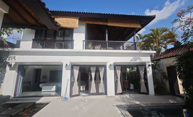 Villa Berawa Canggu Badung Bali