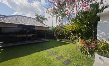 Villa Berawa Canggu Badung Bali