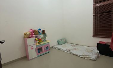 Rumah Di jual Tengah kota Siap Huni Full Furnis Lokasi Strategis