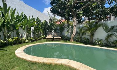 villa baru di nusa dua, furnish, pool, dkt pantai