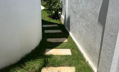villa baru di nusa dua, furnish, pool, dkt pantai