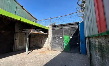 GALPON ESQUINA CON  BUENA CONECTIVIDAD