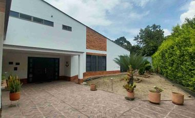 Vendo casa campestre diseño moderno Conjunto  cerrado  ,en la via entre piedecueata y floridablanca.