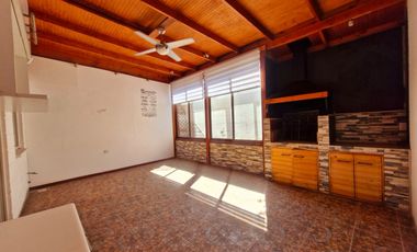 Acogedora casa Llegar Y Habitar Juan De Dios Malebran Condominio, residencial