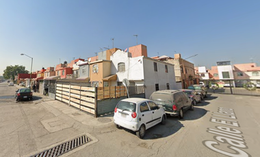 CASA DE RECUPERACIÓN BANCARIA EN RETNO LLANO ALTO, FRACC. EX HACIENDA SAN MIGUEL, CUAUTITLAN IZCALLI, EDO MEX. ¡NO SE ACEPTAN CRÉDITOS!