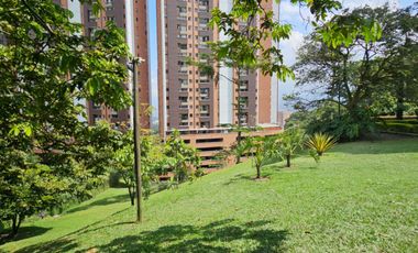 Apartamento de 3 alcobas en venta. Medellín, Belén Rodeo Alto