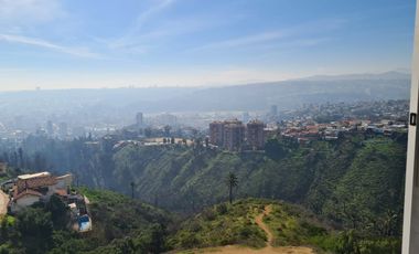 Venta Departamento sector Viña Alto, a minutos del centro de Viña, agradable entorno y ambiente seguro, terraza con linda vista