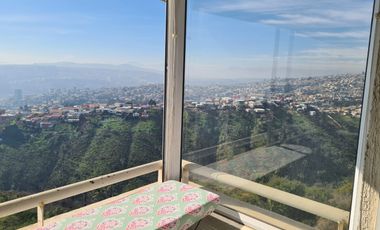 Venta Departamento sector Viña Alto, a minutos del centro de Viña, agradable entorno y ambiente seguro, terraza con linda vista