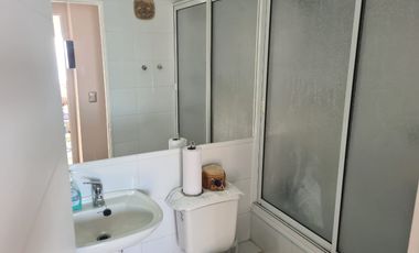 Venta Departamento sector Viña Alto, a minutos del centro de Viña, agradable entorno y ambiente seguro, terraza con linda vista