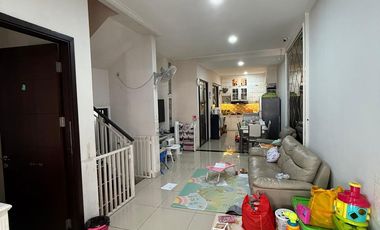Rumah 2,5 Lt Green Lake City Cluster Asia Dijual Harga Murah Siap Huni Semi Furnished