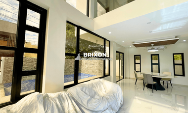 3-Storey Modern Dream House Near NLEX in Angeles City For Sale