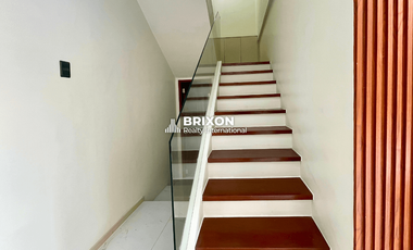 3-Storey Modern Dream House Near NLEX in Angeles City For Sale