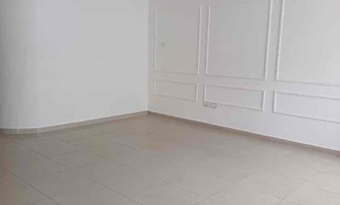 Departamenro en Colinas de los Ceibos