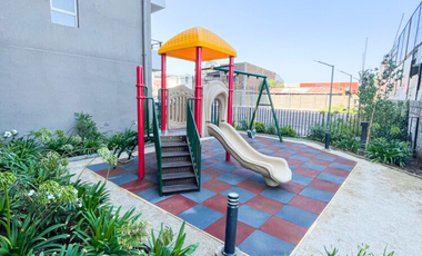 Arriendo Departamento en Av. Ossa, La Cisterna / 2D - 1B