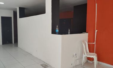 LOCAL EN ALTOS DEL PRADO