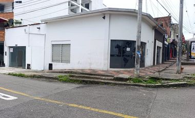 ARRIENDO LOCAL COMERCIAL EN LA CRA 33
