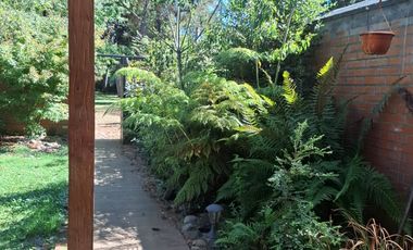 Barrio Los Conquistadores  casa ampliada 4 dormitorios, 2 terrazas , patio