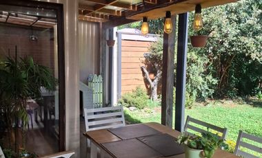 Barrio Los Conquistadores  casa ampliada 4 dormitorios, 2 terrazas , patio