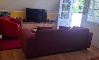 Barrio Los Conquistadores  casa ampliada 4 dormitorios, 2 terrazas , patio