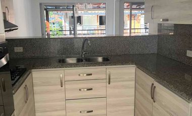 SE ARRIENDA BONITA CASA UNIDAD RESERVA DEL POLO CLUB II CIUDAD JARDÍN SUR DE CALI