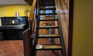 CASA 2 PISOS SAN BEENARDO